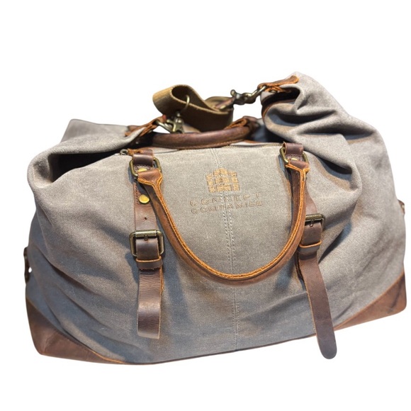 z zone Other - Canvas and Leather Trim Travel Bag vintage look Duffle bag